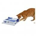 Trixie Cat Activity Poker     (31x31 )